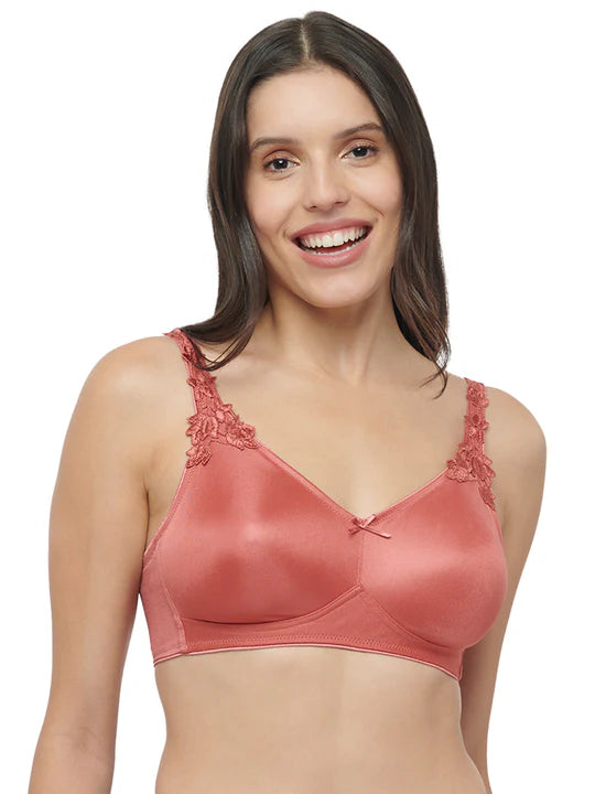 Triumph Minimizer Non-Padded Non Wired Bra – Perfect Support and Elegance