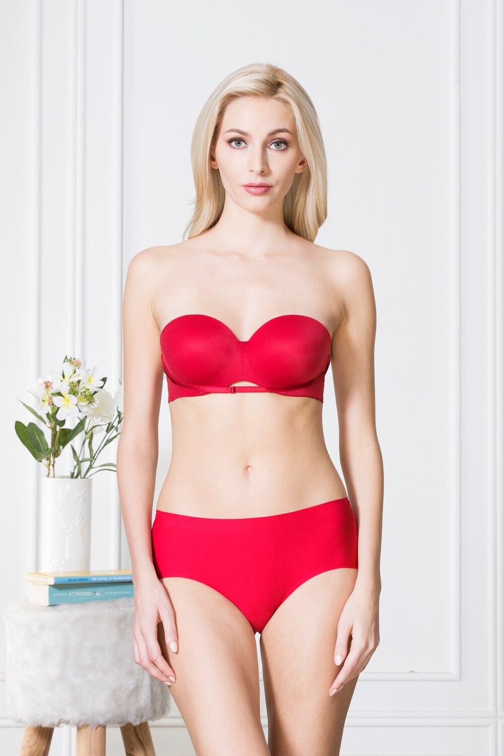 Van Heusen Red Solid Padded Wired Multiway Strapless Bra