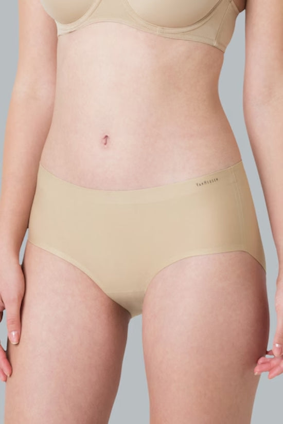 Van Heusen Seamless Hipster Brief